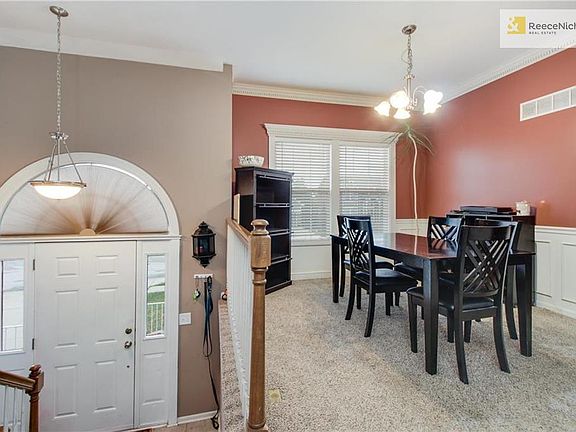 4th image of 1016 Sherman Dr