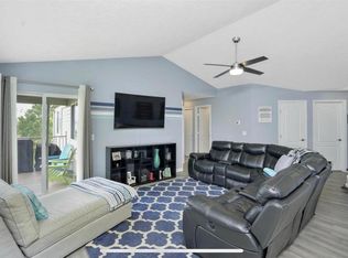 1518 Butler Ct APT 304, Florence, KY 41042