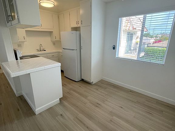 5th image of 4354-4360 Kansas St #54-07