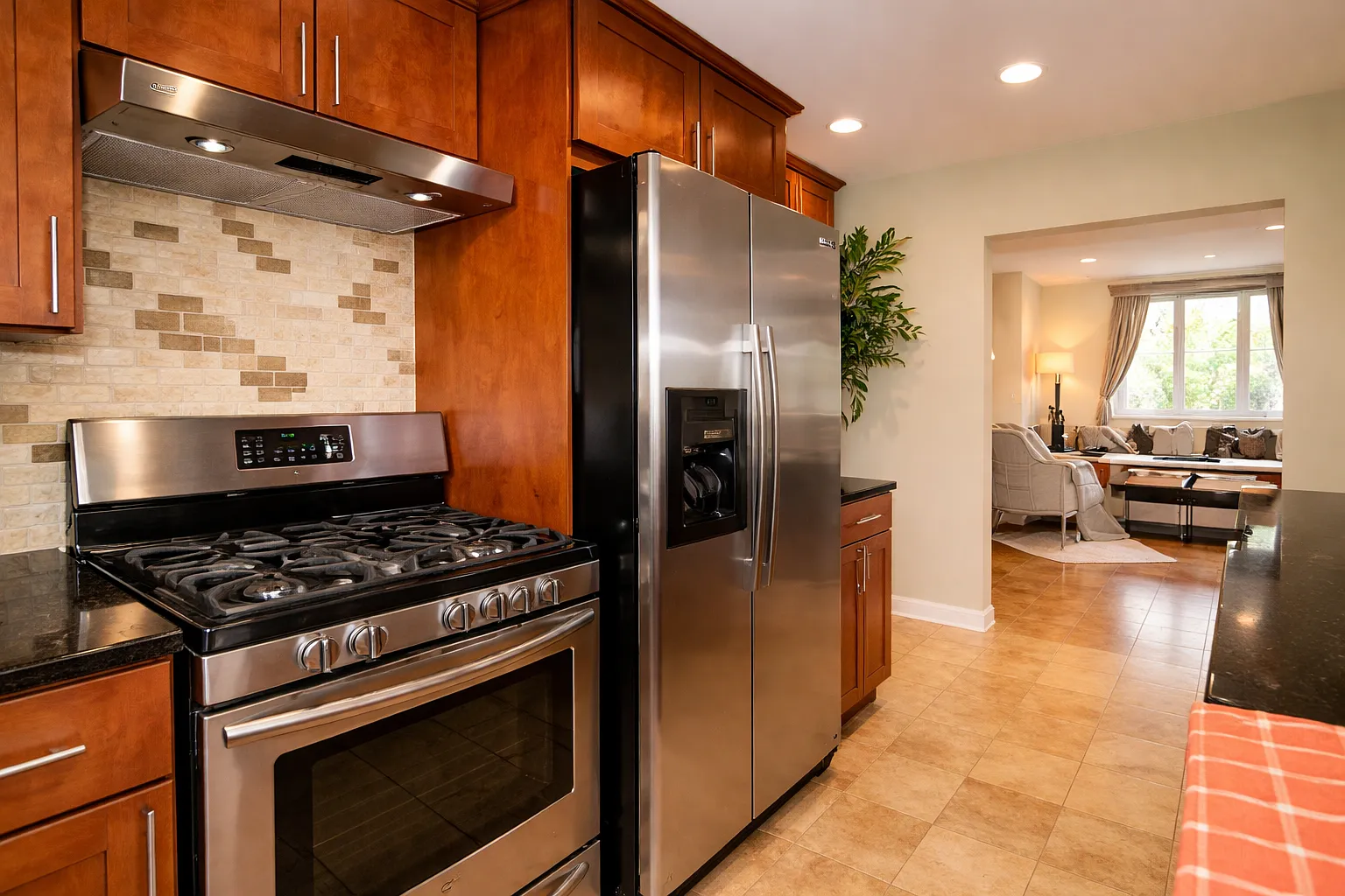 1 bed, 650 sqft, $2,950 — Photo 3