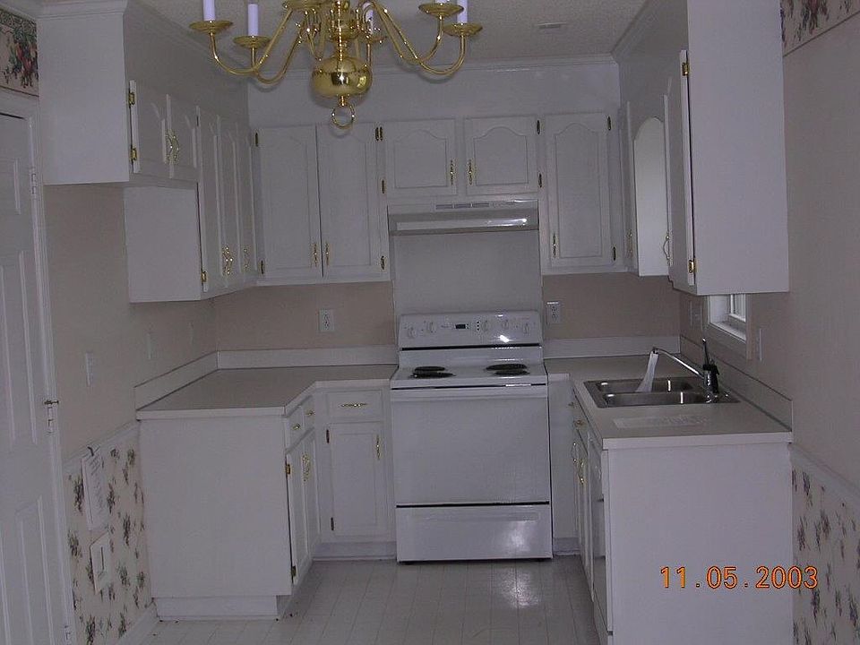 2nd image of 703 Falcons Nest Ct