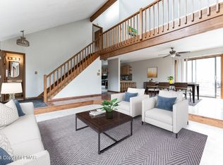 253 Overlook Dr, East Stroudsburg, PA