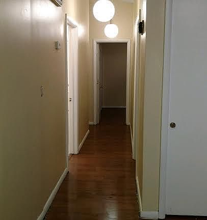 4th image of 1415 Derby St