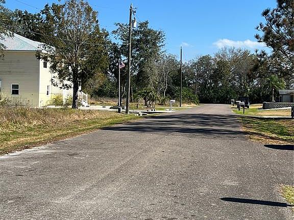 5th image of 4715 Salvia St Lot 20