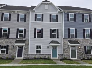 4521 Briarhaven Dr, Fredericksburg, VA 22408