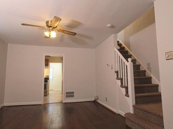 Spacious living room