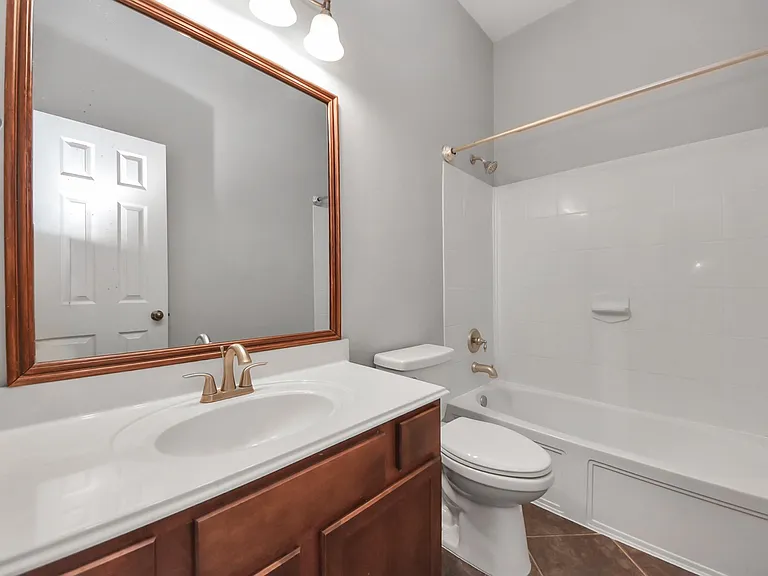 18403 Sierra Falls Ct — Photo 35