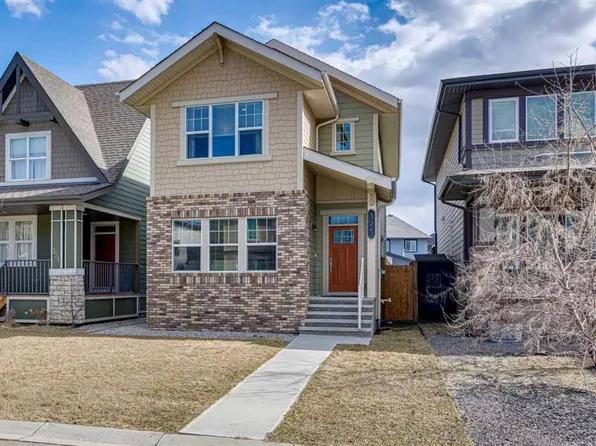 325 N Marquis Hts SE, Calgary, AB T3M 2A7