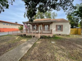 215 Spence St, Kerrville, TX 78028