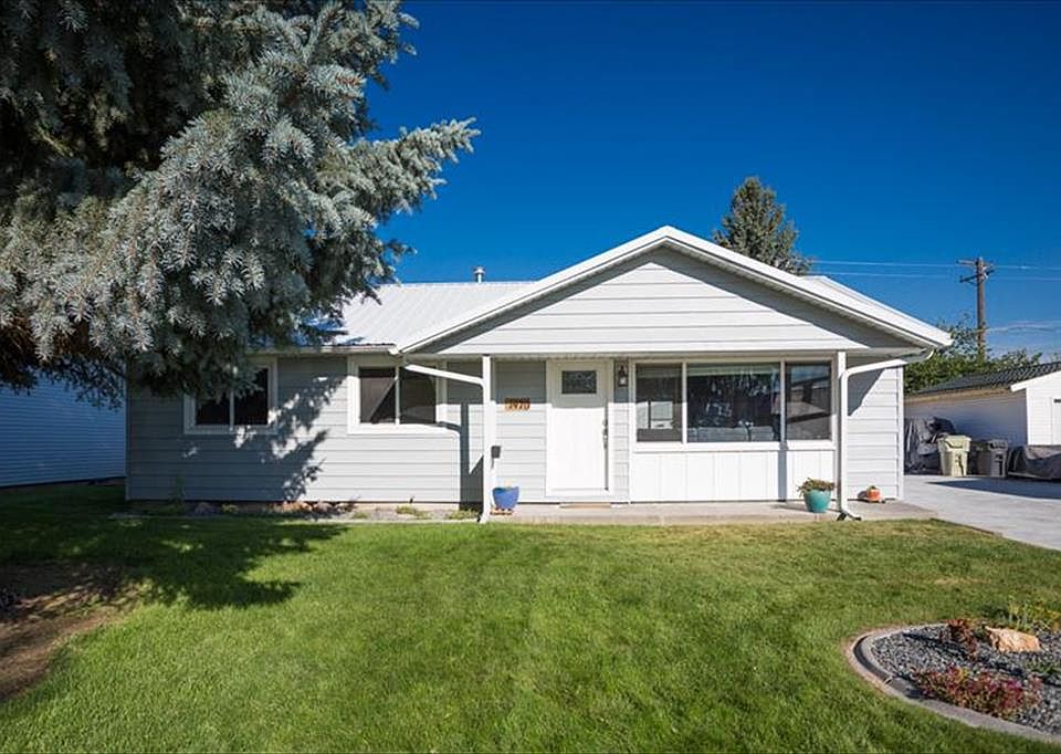 1st image of 1470 Stanger Dr