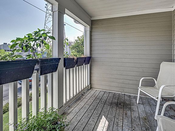 5th image of 8 Bedford St SE