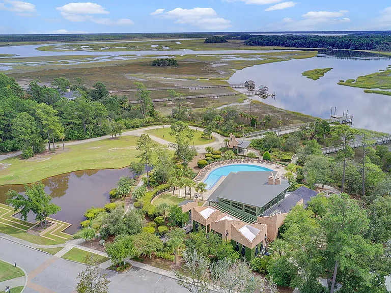 722 Bounty Square Dr #C — Photo 60