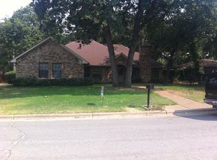7744 Chasewood Dr, Fort Worth, TX 76182
