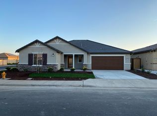 3590 Hawks Peak Dr, Madera, CA