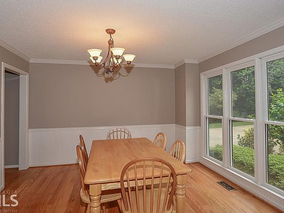 5th image of 252 Old Tassel Ct