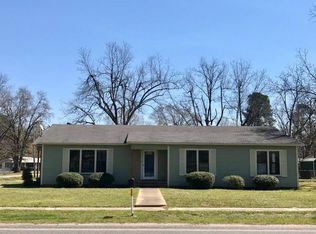 203 S Runnels St, De Kalb, TX 75559