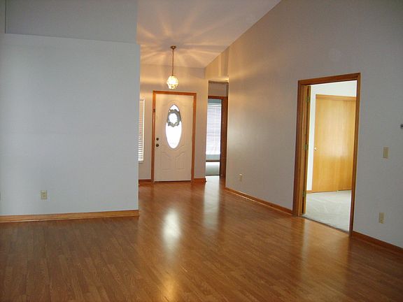 5th image of 4345 Wicken Ct