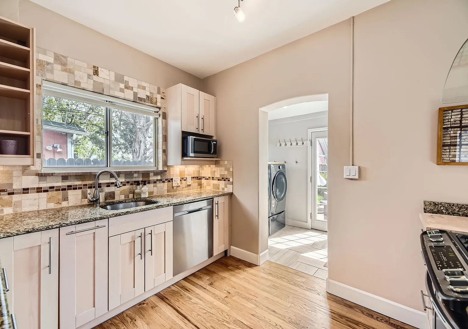 2BD, 1BA Half-Duplex in Platt Park with Oversized 2-Car Garage — Photo 4