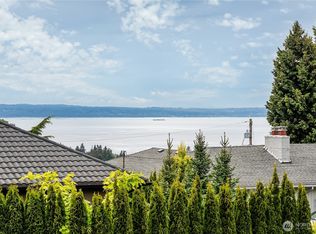 900 Sea Vista Pl, Edmonds, WA 98020