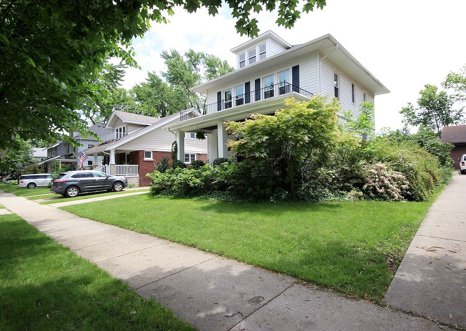 2nd image of 21731 Morley Ave