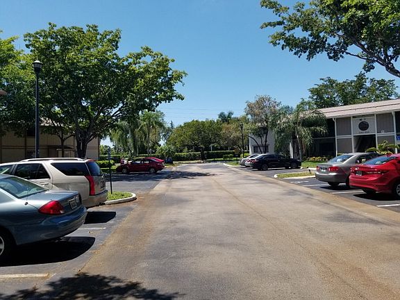 4th image of 10871 W Clairmont Cir #110