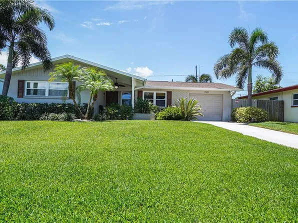 2319 Chaucer St, Clearwater, FL 33765