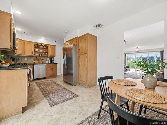 5th image of 3400 Courtney Place