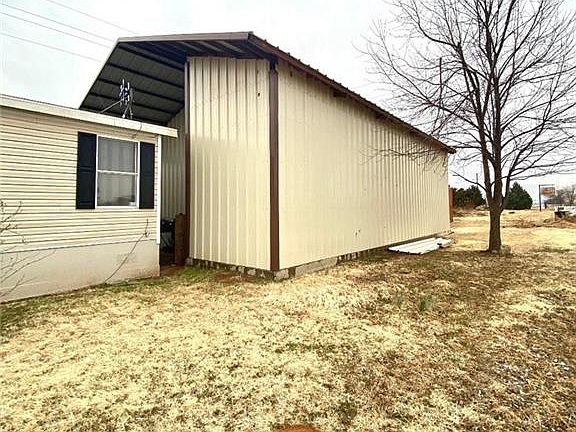 2nd image of 3671 N Highway 81
