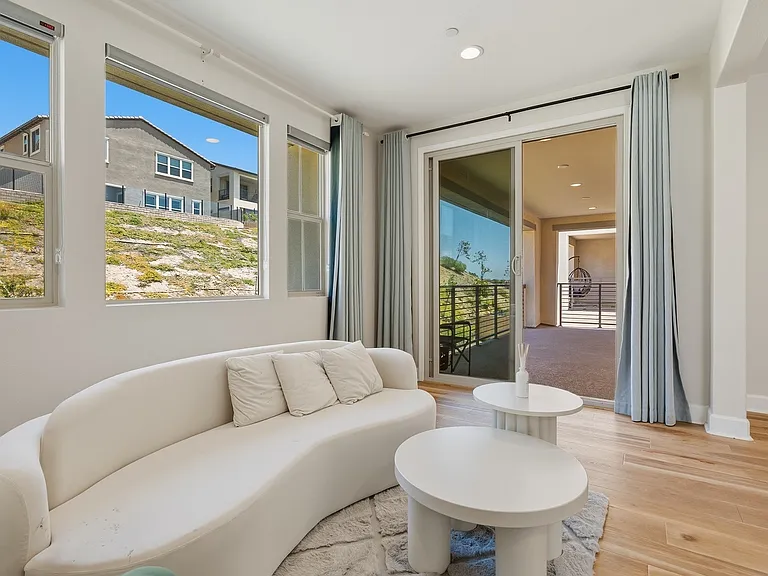 21217 Rockview Ter — Photo 29