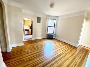 29-10 Astoria Blvd #2G, Astoria, NY 11102