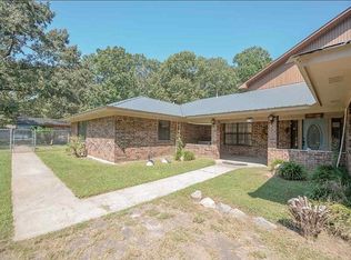 8200 President Cir, Pine Bluff, AR 71603