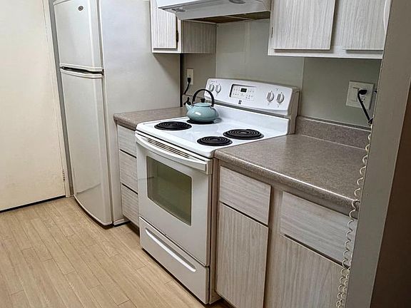3rd image of 666 W Germantown Pike APT 1617