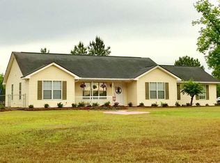 1074 Bowen Rd, Tifton, GA 31794