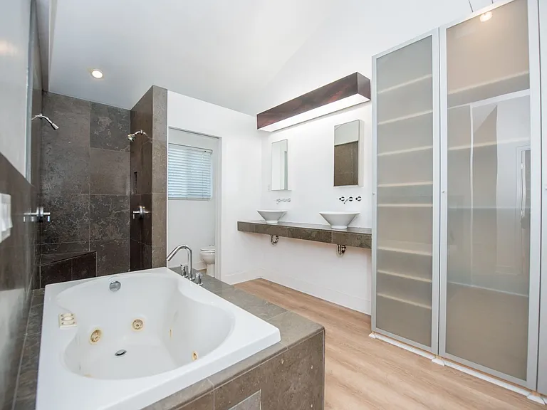 9941 Hot Springs Dr — Photo 35