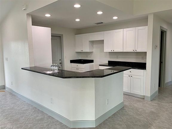 5th image of 2611 22nd St W Unit 11