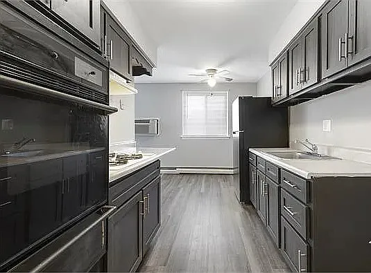 1 bed, $1,200 — Photo 3