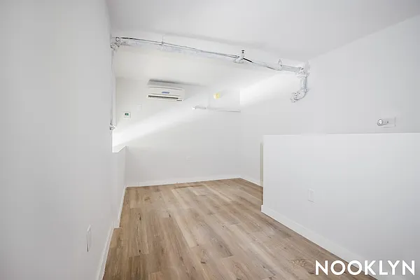 Rented by Nooklyn NYC LLC | media 60