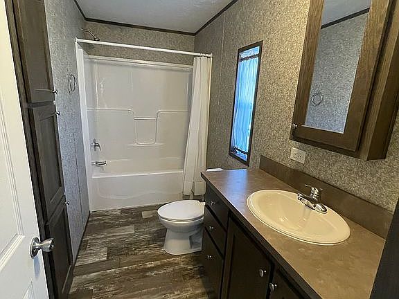 3rd image of 7 Vanilla Ln