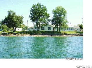 33871 Carlton Dr, Cape Vincent, NY 13618