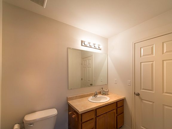5th image of 3154 Torrent Ln