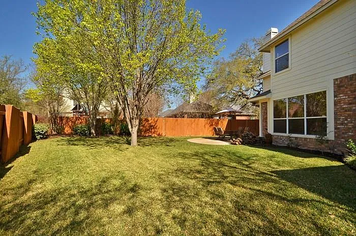 1302 Hunter Ace Way — Photo 19