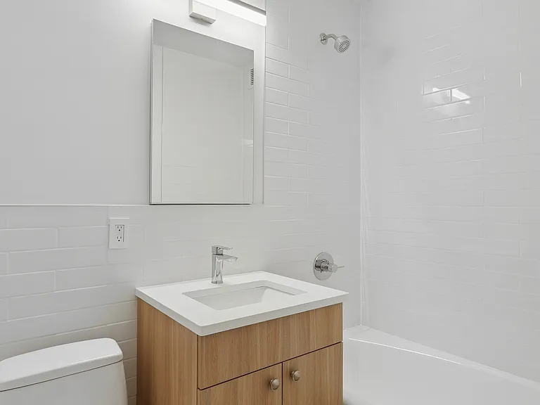 501 E 87th St #7E — Photo 8