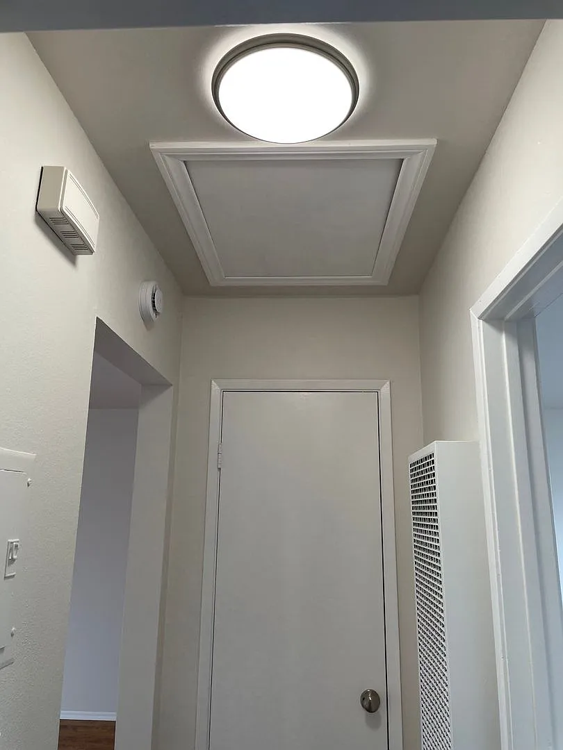 Del Rio Place apts — Photo 3