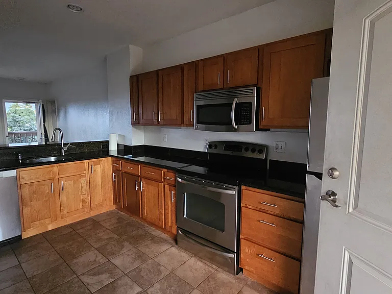 3706 Lower Honoapiilani Rd #34D — Photo 4
