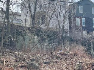 932 E Warrington Ave, Pittsburgh, PA 15210
