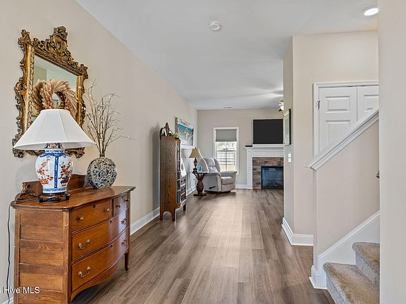 3rd image of 105 Starkey Creek Drive