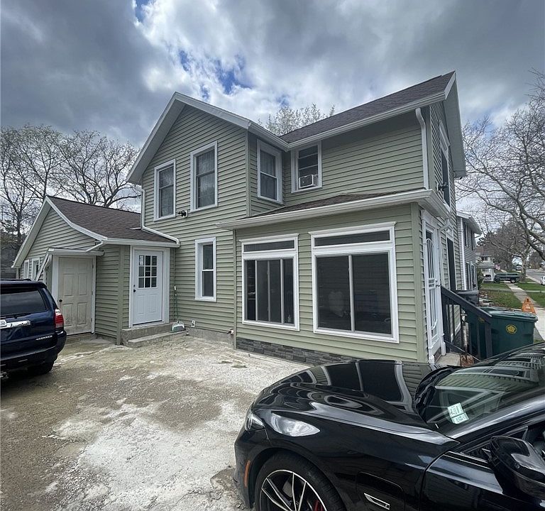 2nd image of 119 Stutson St