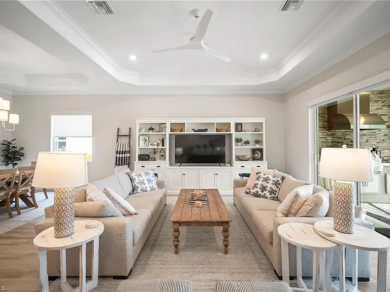 15871 Leaning Pine Ln — Photo 14