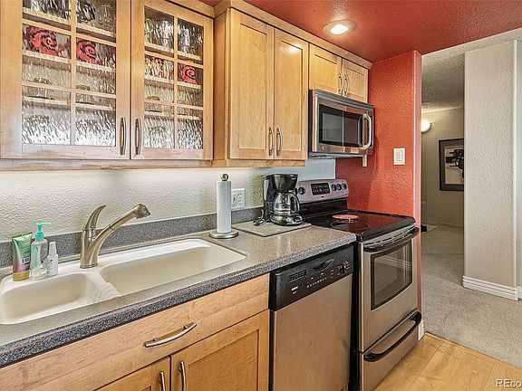 5th image of 1020 15th St APT 41J