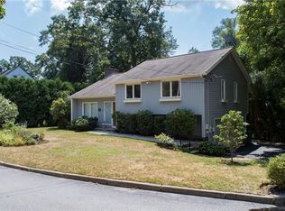 50 Kristen Ct, Warwick, RI 02888